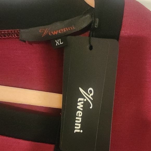 Elegant Burgundy Dress - Picture 2 of 2